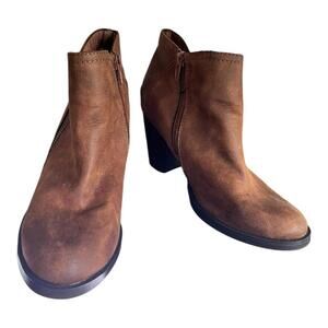 Women's Rampage Erica Cognac Brown Side Zipper Booties Size 7.5M